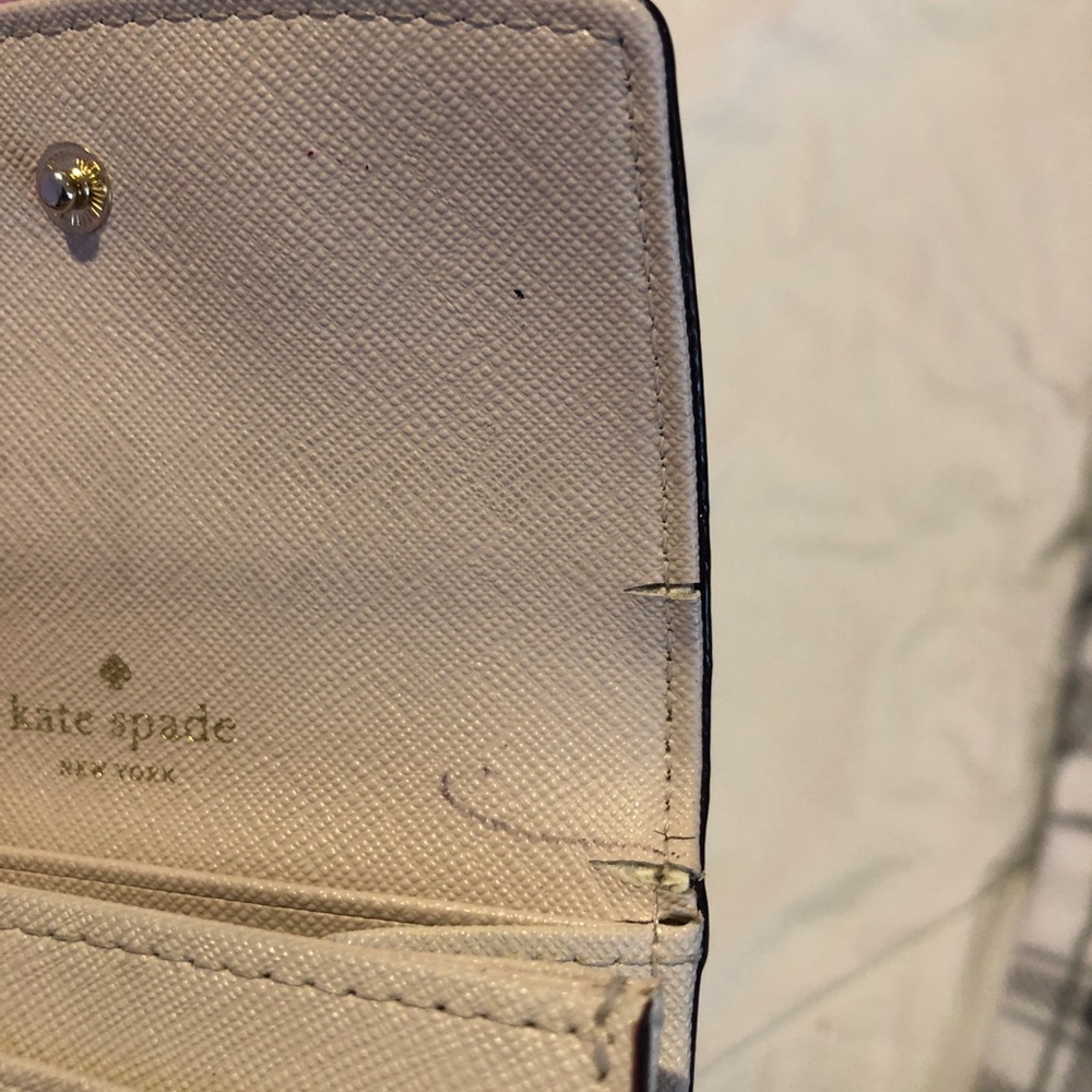Kate Spade Key Chain Wallet - Picture 4 of 6